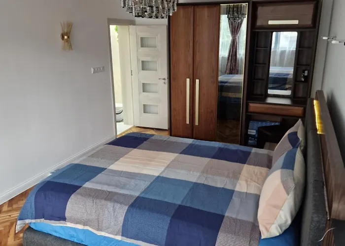 Апартамент Ester *