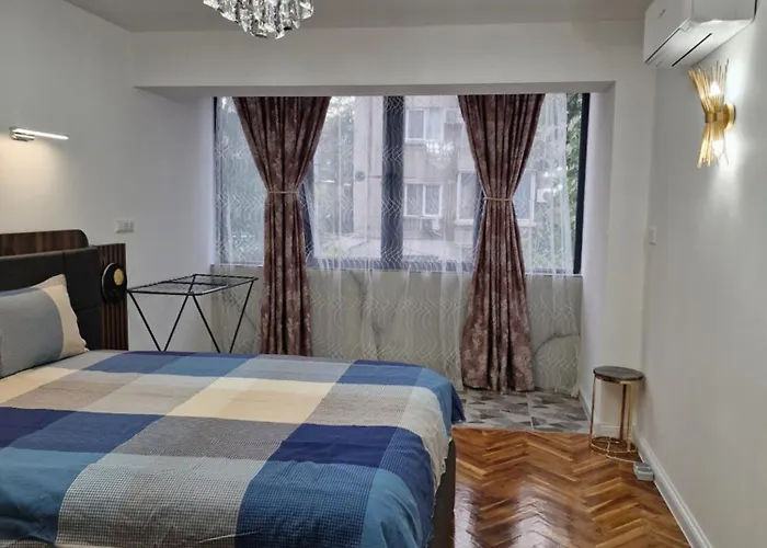 Ester * Μπουργκάς