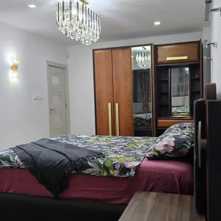 Ester Apartament Burgas City